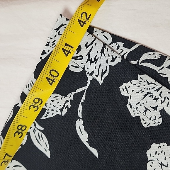 Pink Lily XL Black and White Floral Wide Leg Pants side zipper - Picture 8 of 8